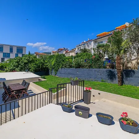 Apartment Balustrada