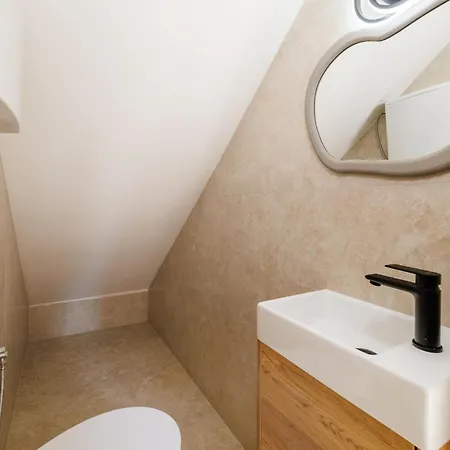 Apartment Balustrada