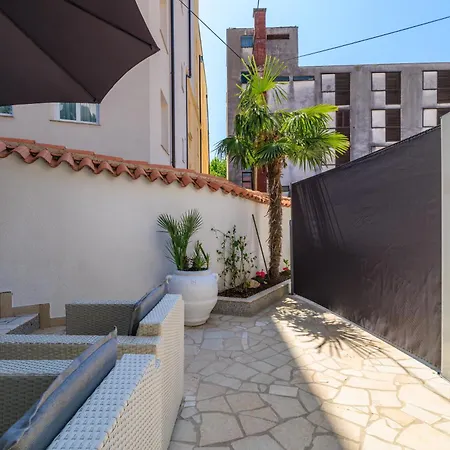 Apartment Balustrada