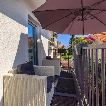 Apartment Balustrada